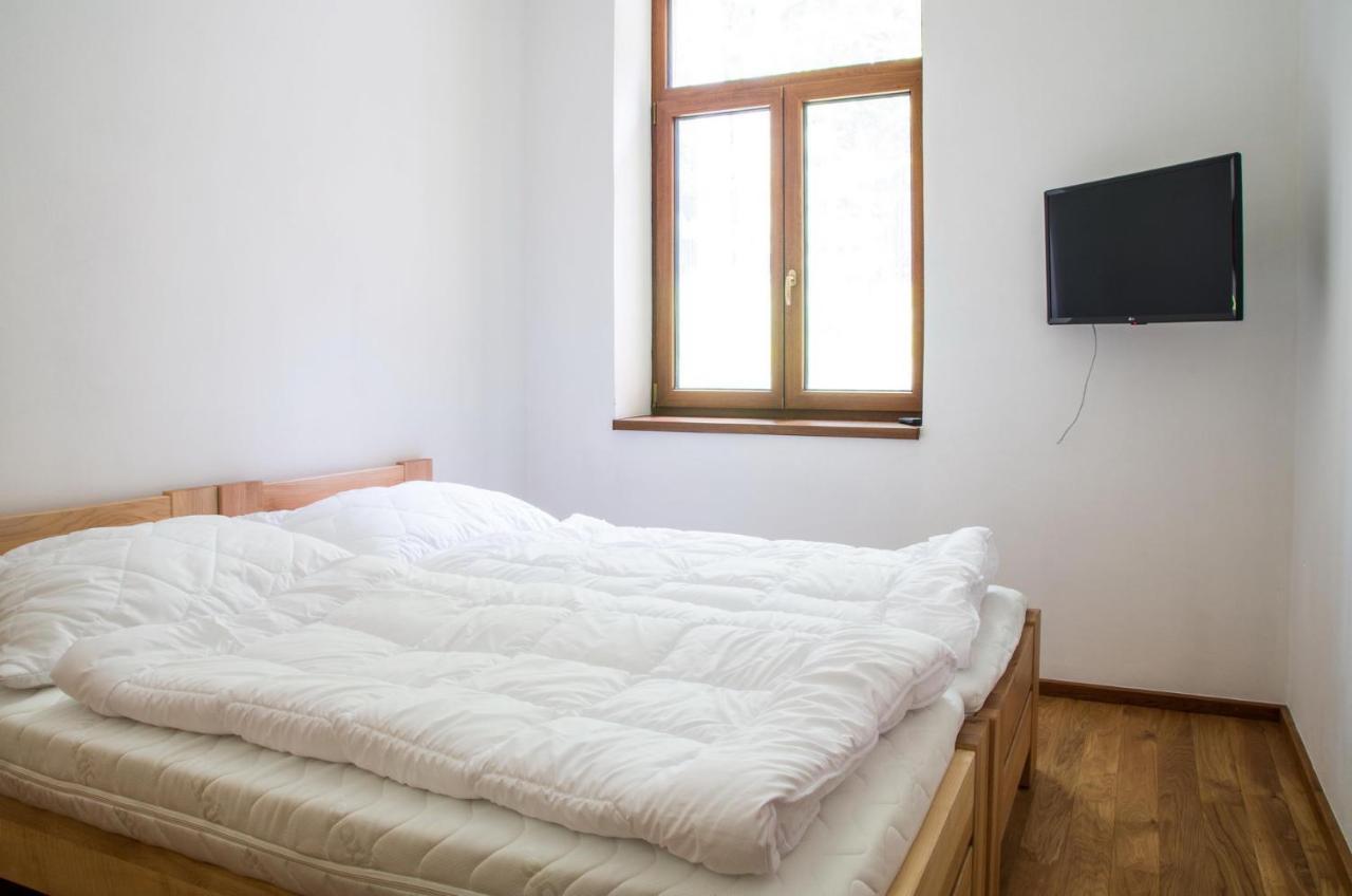 Hotel Hajenka Zatoky à Dlouhe Extérieur photo